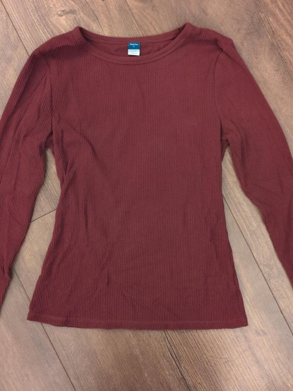 Old Navy Plush Tee - Long Sleeve - Crew Neck - S - Burgundy